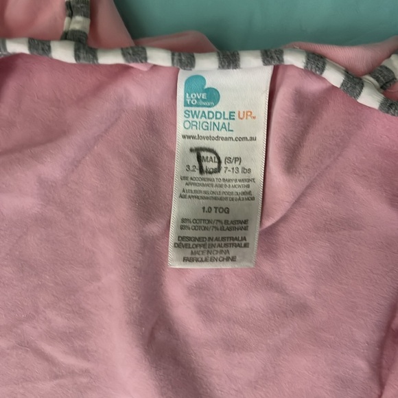 Lot of love to dream swaddles for the babies that love to sleep arms up! <3 - Picture 3 of 8